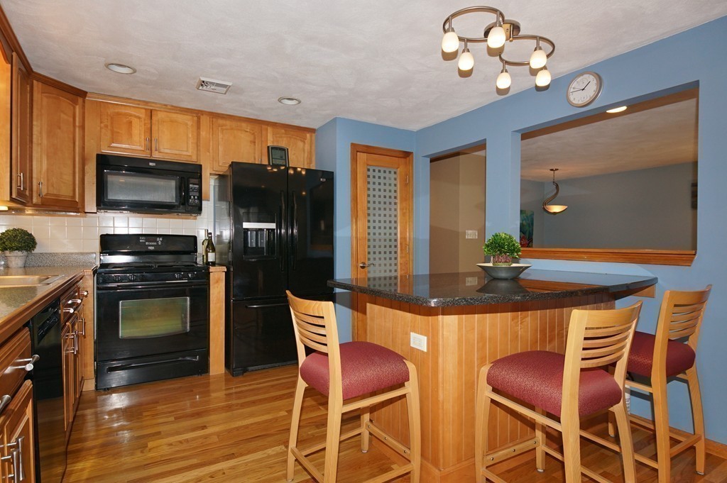 1 Carter Road Burlington, MA 01803 - Photo 11 of 30 Gallery Image 11