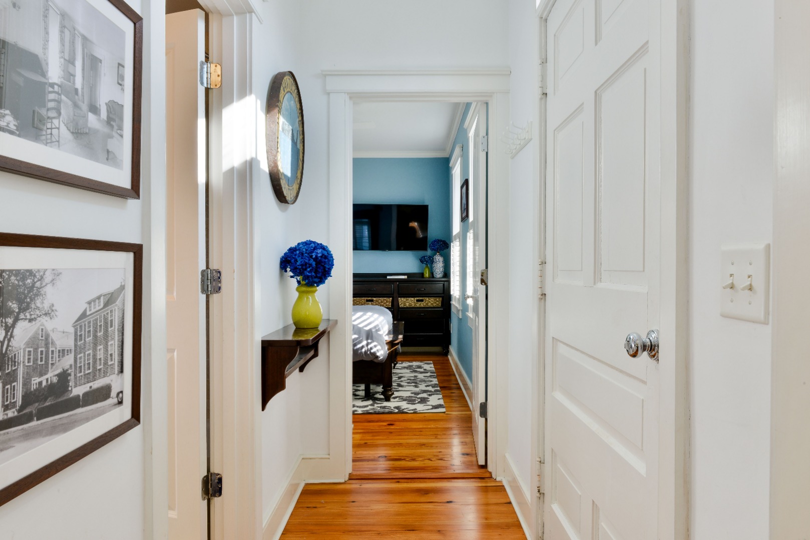 23 West Chester Street, Unit B Nantucket, MA 02554 - Photo 10 of 21 Hallway from the front door with the bathroom on the left and the master bedroom straight ahead