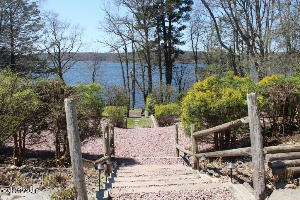 120 Emil's Lane Paupack, PA 18451 - Photo 4 of 34