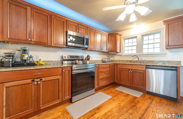 $300,000 | 78 Highland Avenue, Middletown, CT 06457