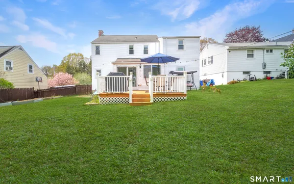 $300,000 | 78 Highland Avenue, Middletown, CT 06457