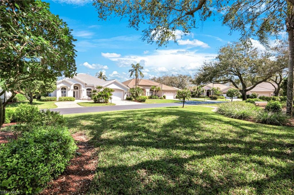 132 Spring Lake Circle Naples, FL 34119 - Photo 47 of 50 Gallery Image 47