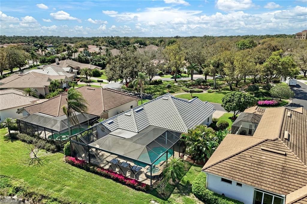132 Spring Lake Circle Naples, FL 34119 - Photo 49 of 50 Gallery Image 49