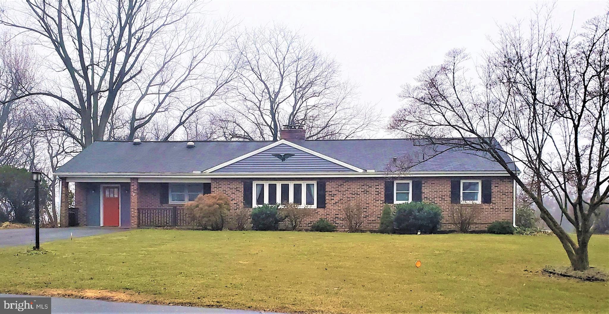 807 Hillaire Road Lancaster, PA 17601 - Photo 2 of 34 Front