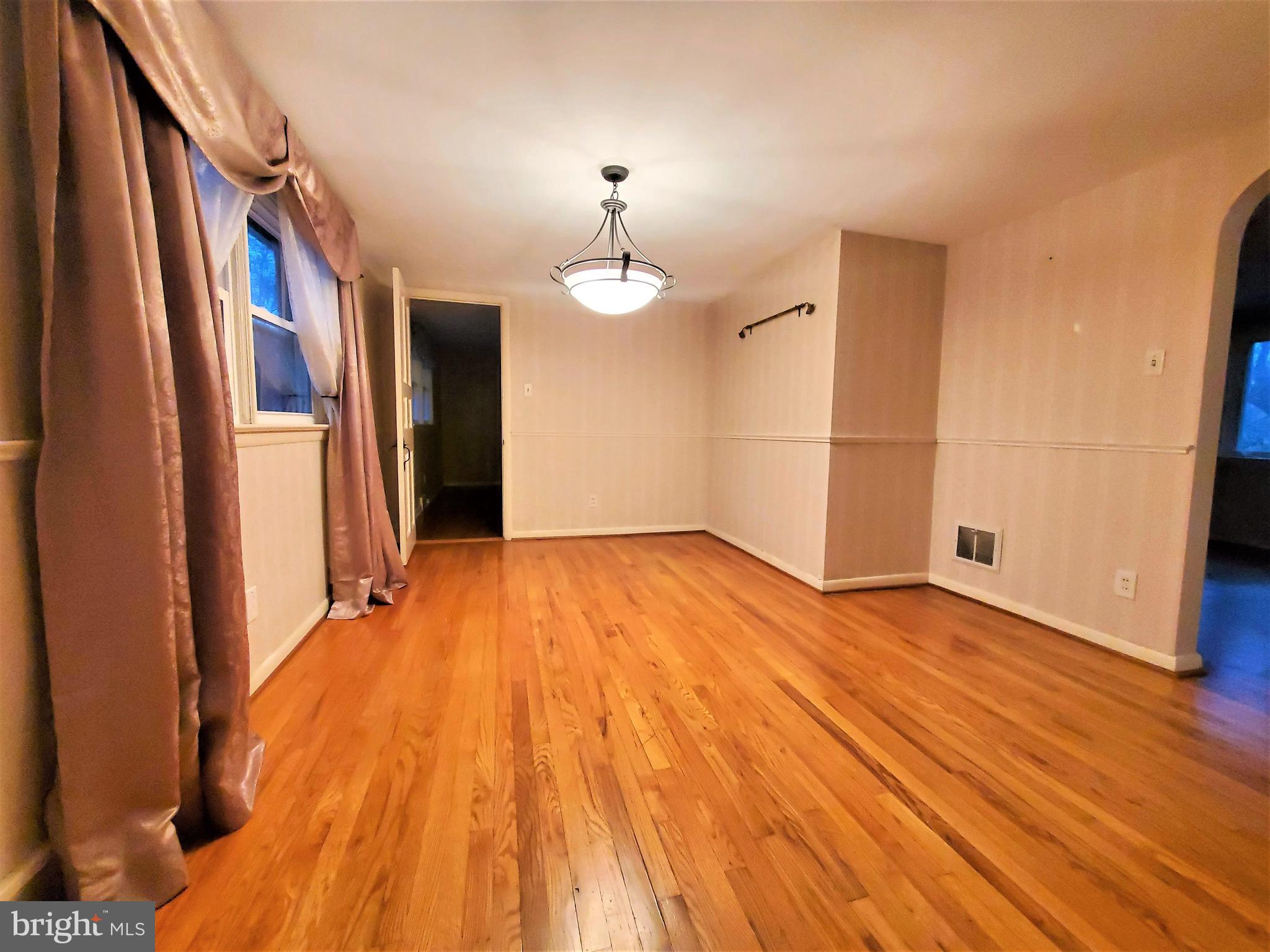 807 Hillaire Road Lancaster, PA 17601 - Photo 13 of 34 Dining Room (1)
