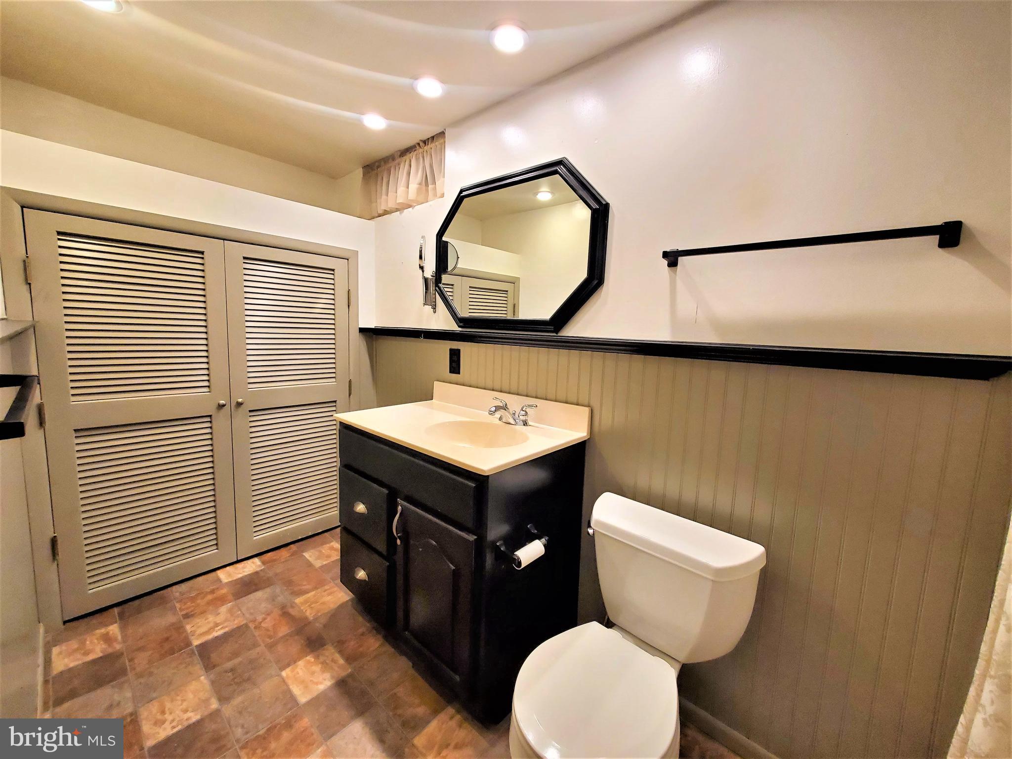 807 Hillaire Road Lancaster, PA 17601 - Photo 25 of 34 Basement Bathroom (1)