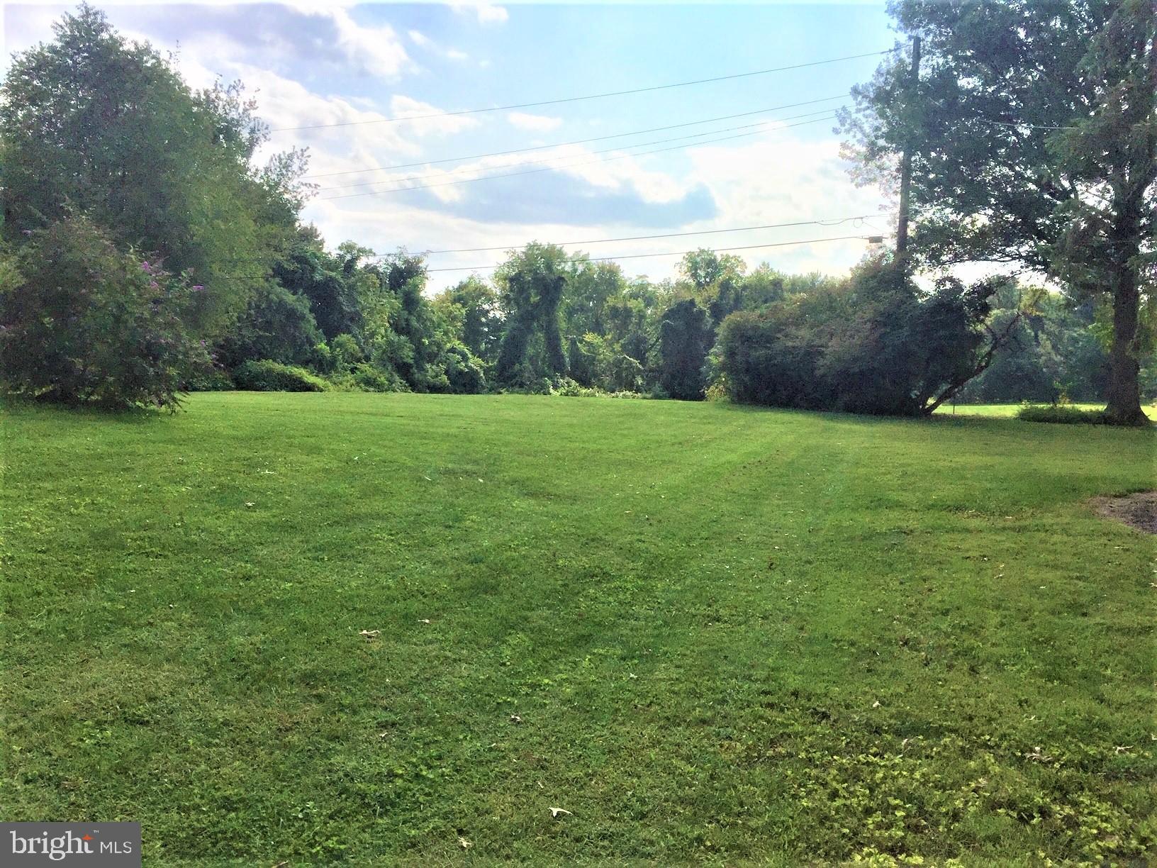 807 Hillaire Road Lancaster, PA 17601 - Photo 34 of 34 Backyard View (2)
