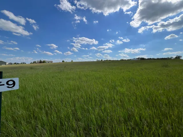 $50,000 | 33223 120 Street, Frazee, MN 56544