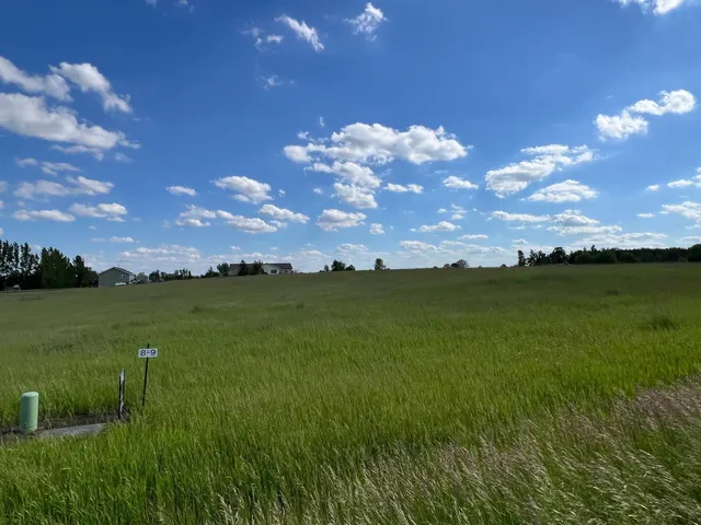 $50,000 | 33223 120 Street, Frazee, MN 56544