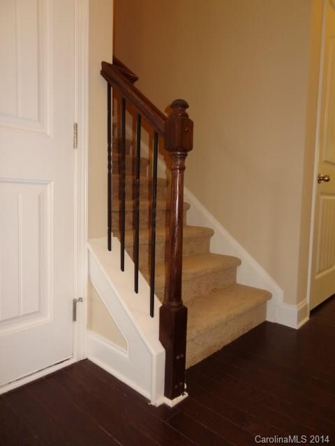 9014 Inverness Bay Road Charlotte, NC 28278 - Photo 8 of 21 Gallery Image 8
