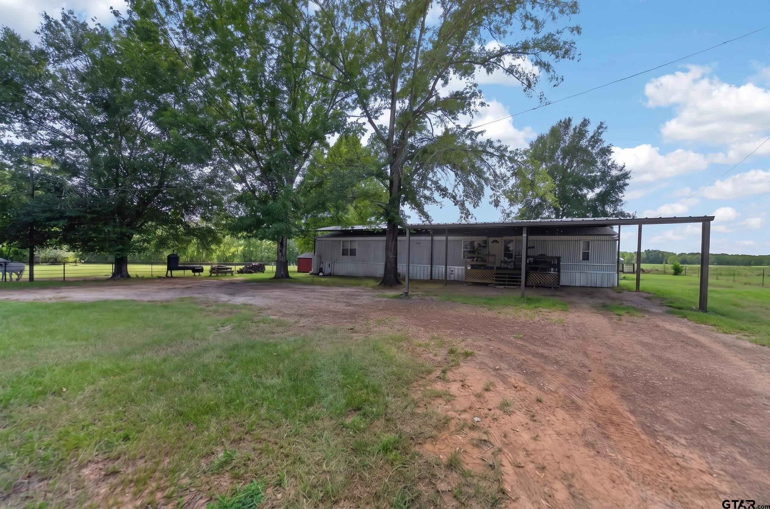 231 North Dry Creek Road Rusk, TX 75785 - Photo 7 of 28