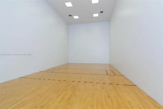 $5,500 | 701 Brickell Key Boulevard, Unit 1111, Miami, FL 33131