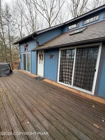 $2,200 | 128 Ansted Court, Bushkill, PA 18324