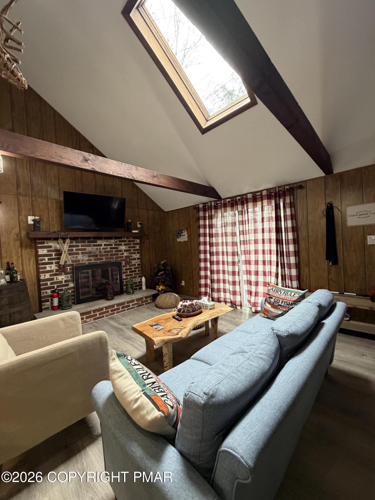 128 Ansted Court Bushkill, PA 18324 - Photo 6 of 15 IMG_1415