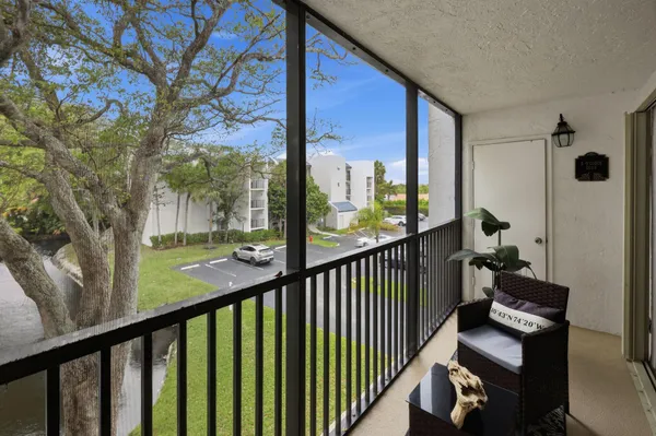 $369,000 | 1605 Highway 1, Unit C306, Jupiter, FL 33477