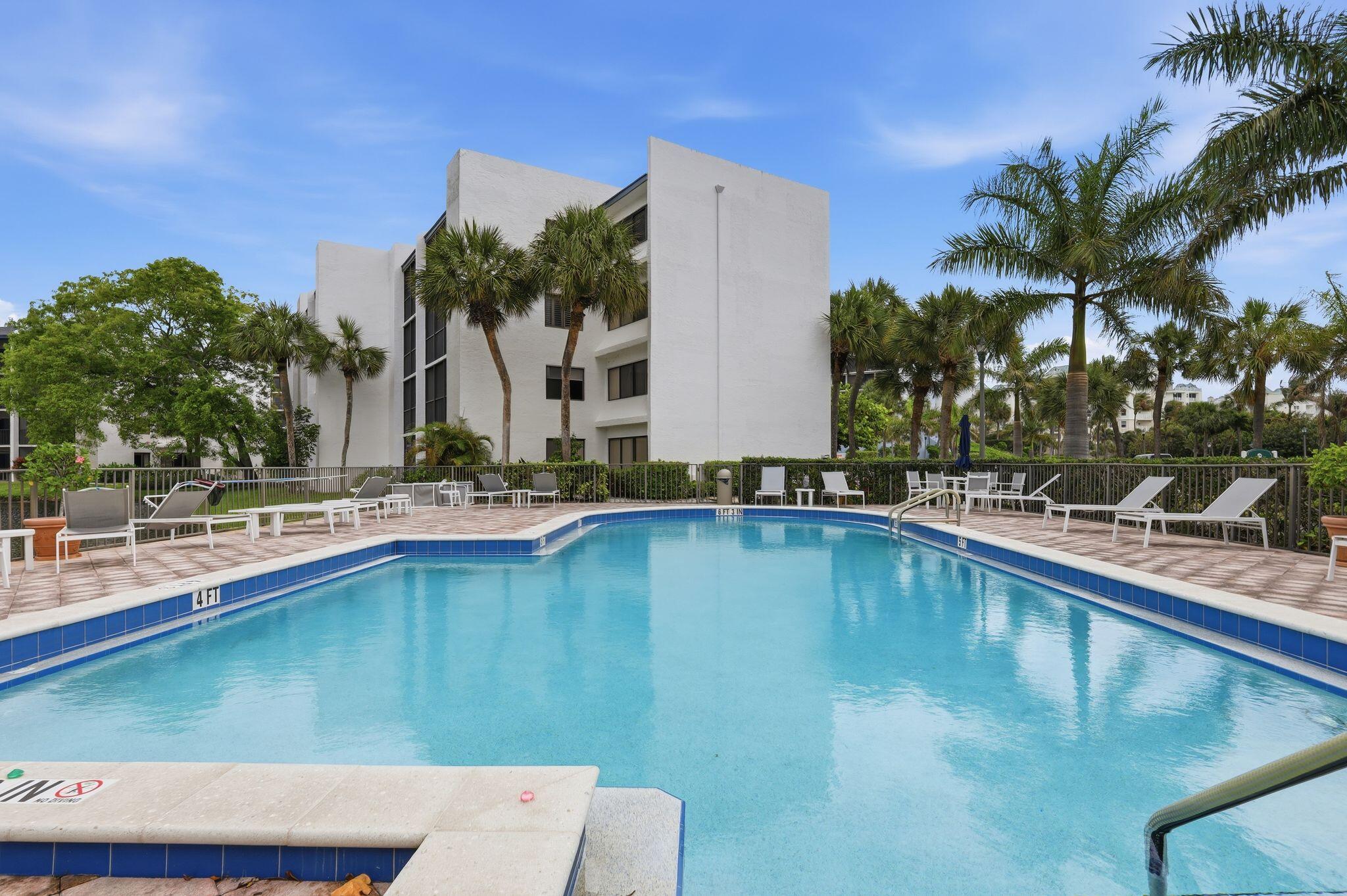 1605 Highway 1, Unit C306 Jupiter, FL 33477 - Photo 2 of 25 1