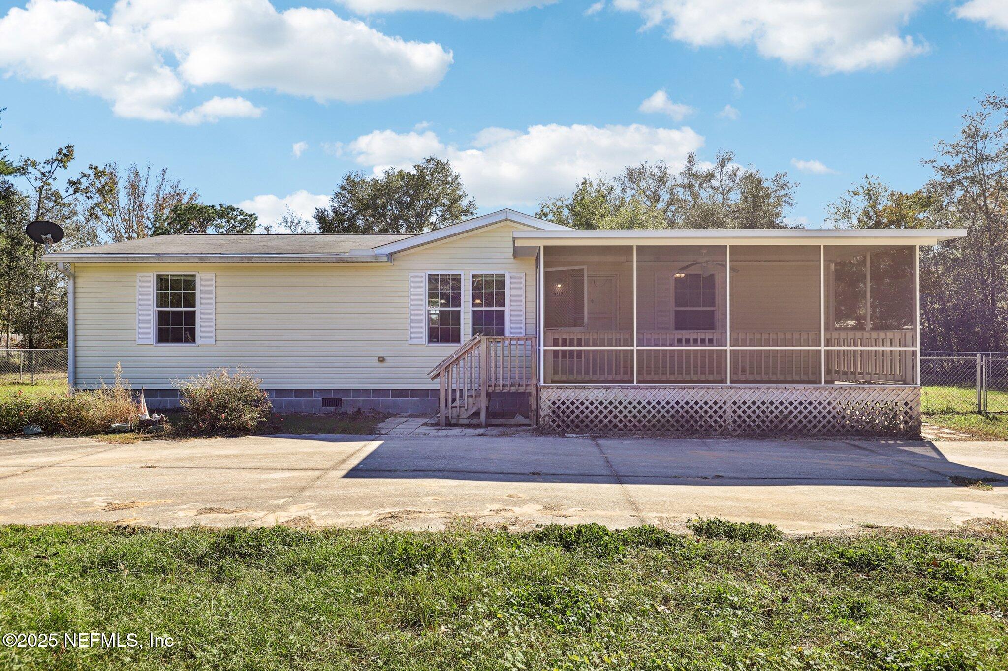 5827 Hillridge Road Keystone Heights, FL 32656 - Photo 2 of 57 2-web-or-mls-Hillridge Rd-S1311-002