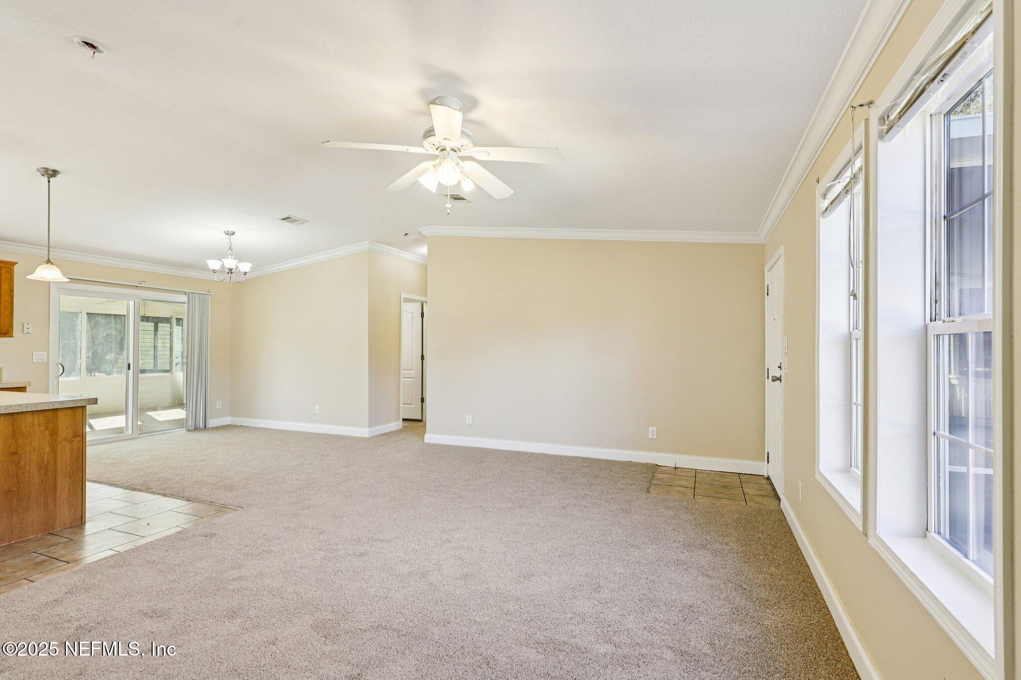 5827 Hillridge Road Keystone Heights, FL 32656 - Photo 10 of 57 Living Room