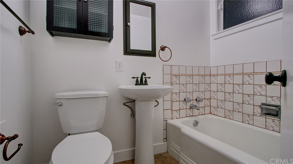 8208 Maple Drive Buena Park, CA 90620 - Photo 12 of 21