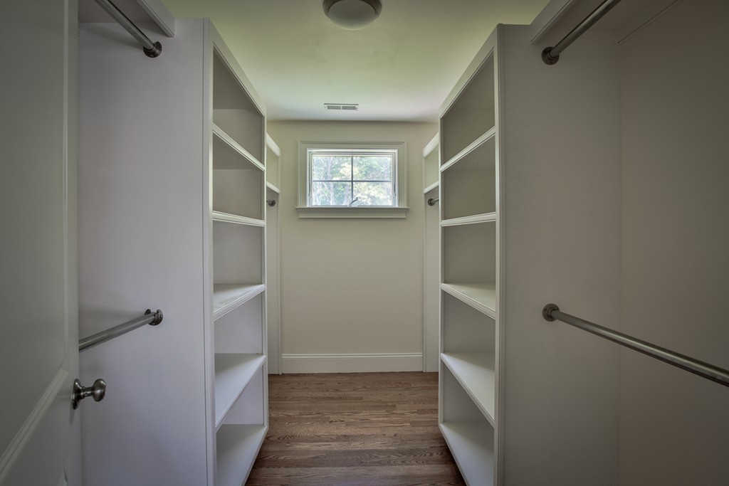 20 Notre Dame Road Bedford, MA 01730 - Photo 15 of 29 Gallery Image 15