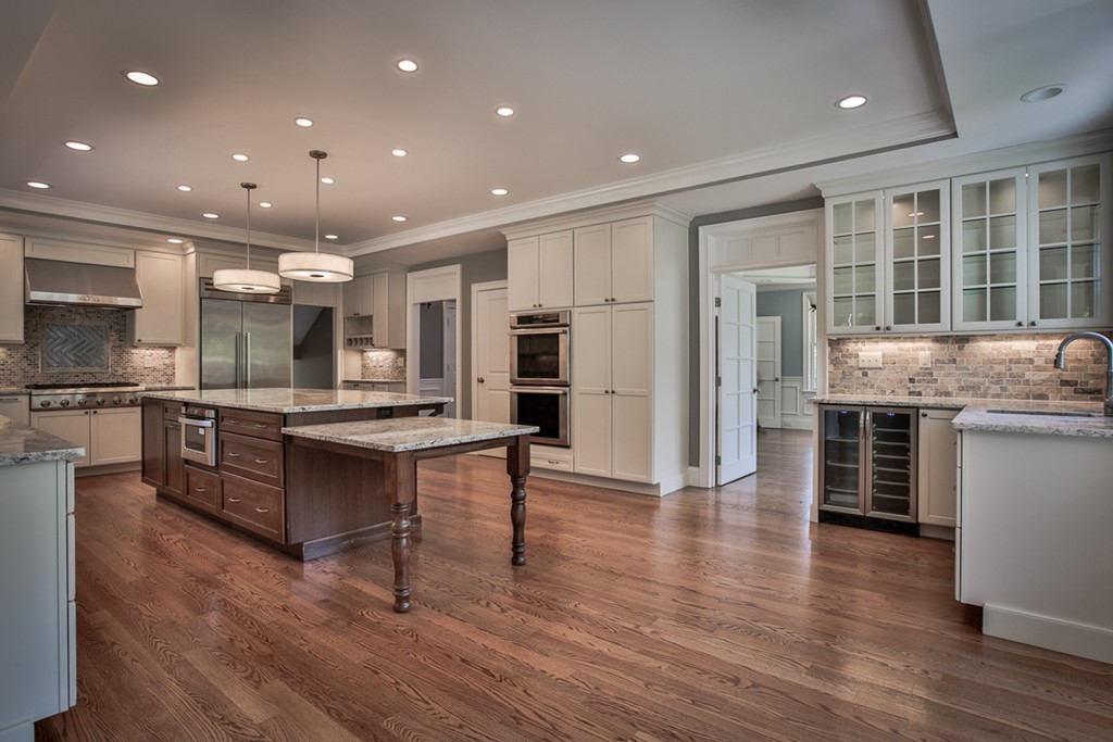 20 Notre Dame Road Bedford, MA 01730 - Photo 2 of 29 Gallery Image 2