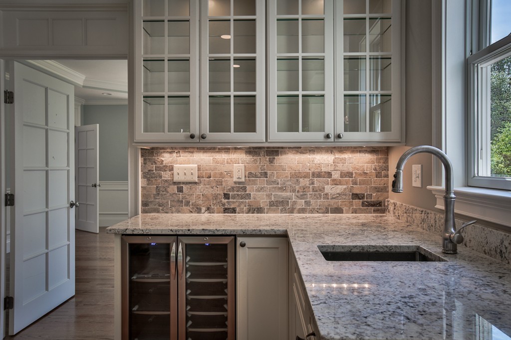 20 Notre Dame Road Bedford, MA 01730 - Photo 4 of 29 Gallery Image 4