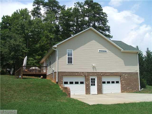 344 Clay Flynt Road Kernersville, NC 27284 - Photo 4 of 15 Parking Lot/Garage.