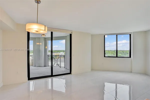 $5,500 | 301 Altara Avenue, Unit 617, Coral Gables, FL 33146