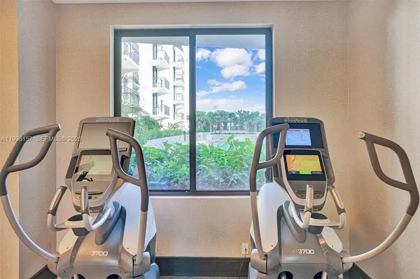 $5,500 | 301 Altara Avenue, Unit 617, Coral Gables, FL 33146