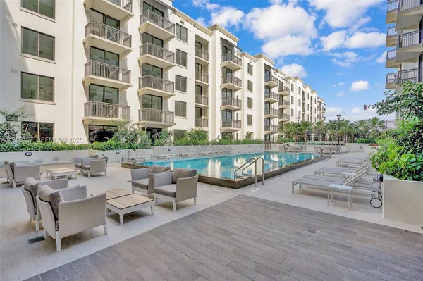 $5,500 | 301 Altara Avenue, Unit 617, Coral Gables, FL 33146