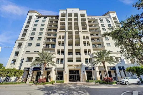 $5,500 | 301 Altara Avenue, Unit 617, Coral Gables, FL 33146