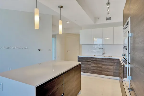 $5,500 | 301 Altara Avenue, Unit 617, Coral Gables, FL 33146