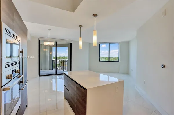 $5,500 | 301 Altara Avenue, Unit 617, Coral Gables, FL 33146