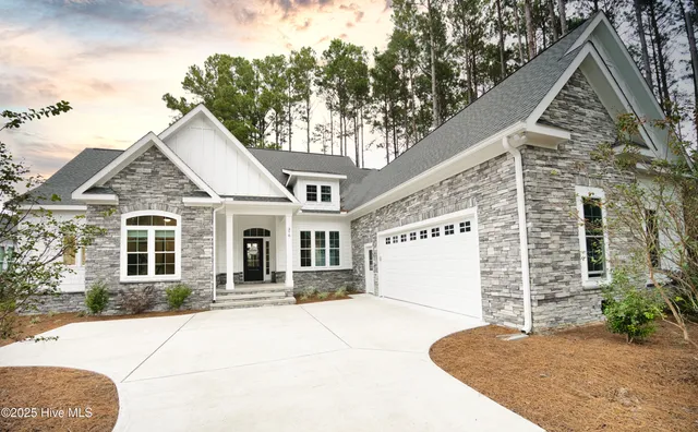 $719,000 | 378 Autumn Pheasant Loop Northwest, Calabash, NC 28467