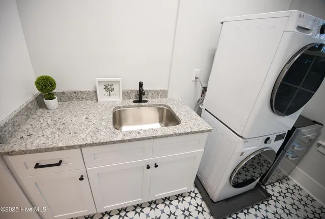 $719,000 | 378 Autumn Pheasant Loop Northwest, Calabash, NC 28467