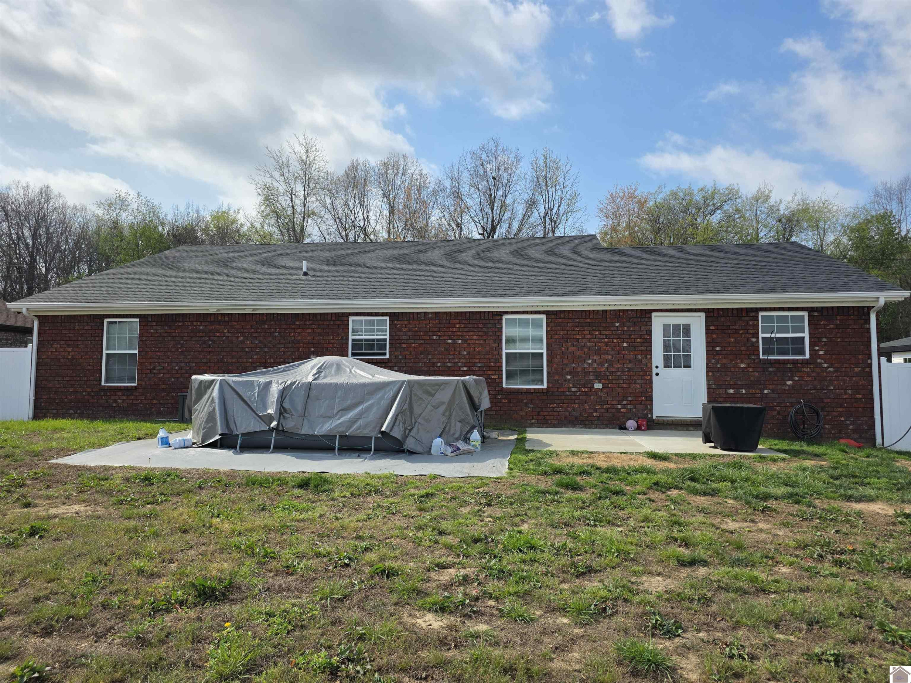745 Elmdale Road Paducah, KY 42003 - Photo 4 of 17 Photo 4