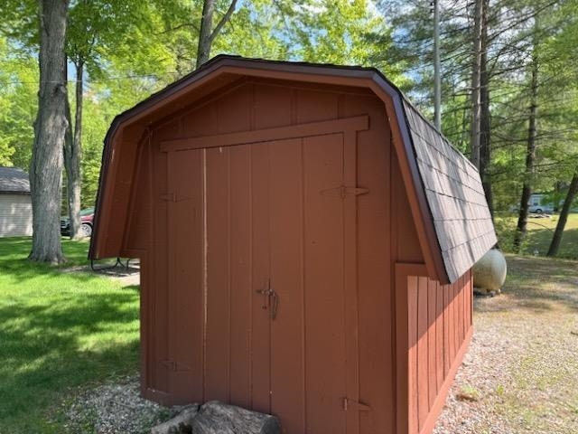 1627 Riverside Drive Gladwin, MI 48624 - Photo 44 of 53