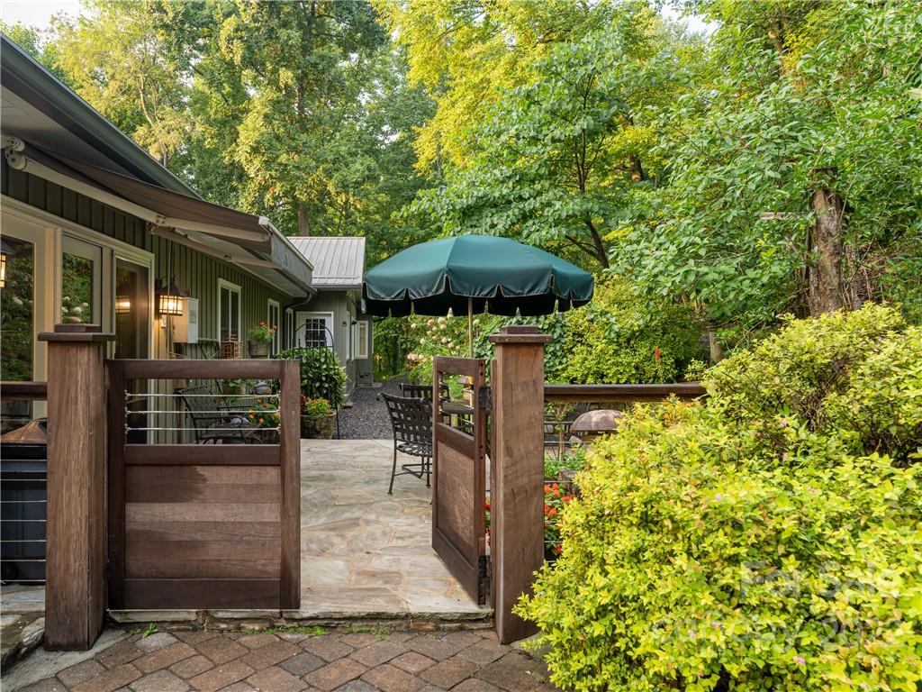 267 Sugar Hollow Road Fairview, NC 28730 - Photo 30 of 35 Gallery Image 30