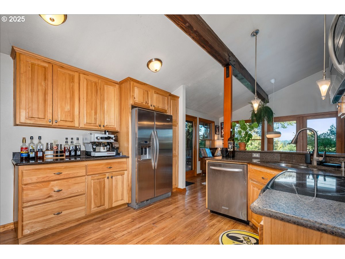 15895 South Hattan Road Oregon City, OR 97045 - Photo 14 of 43