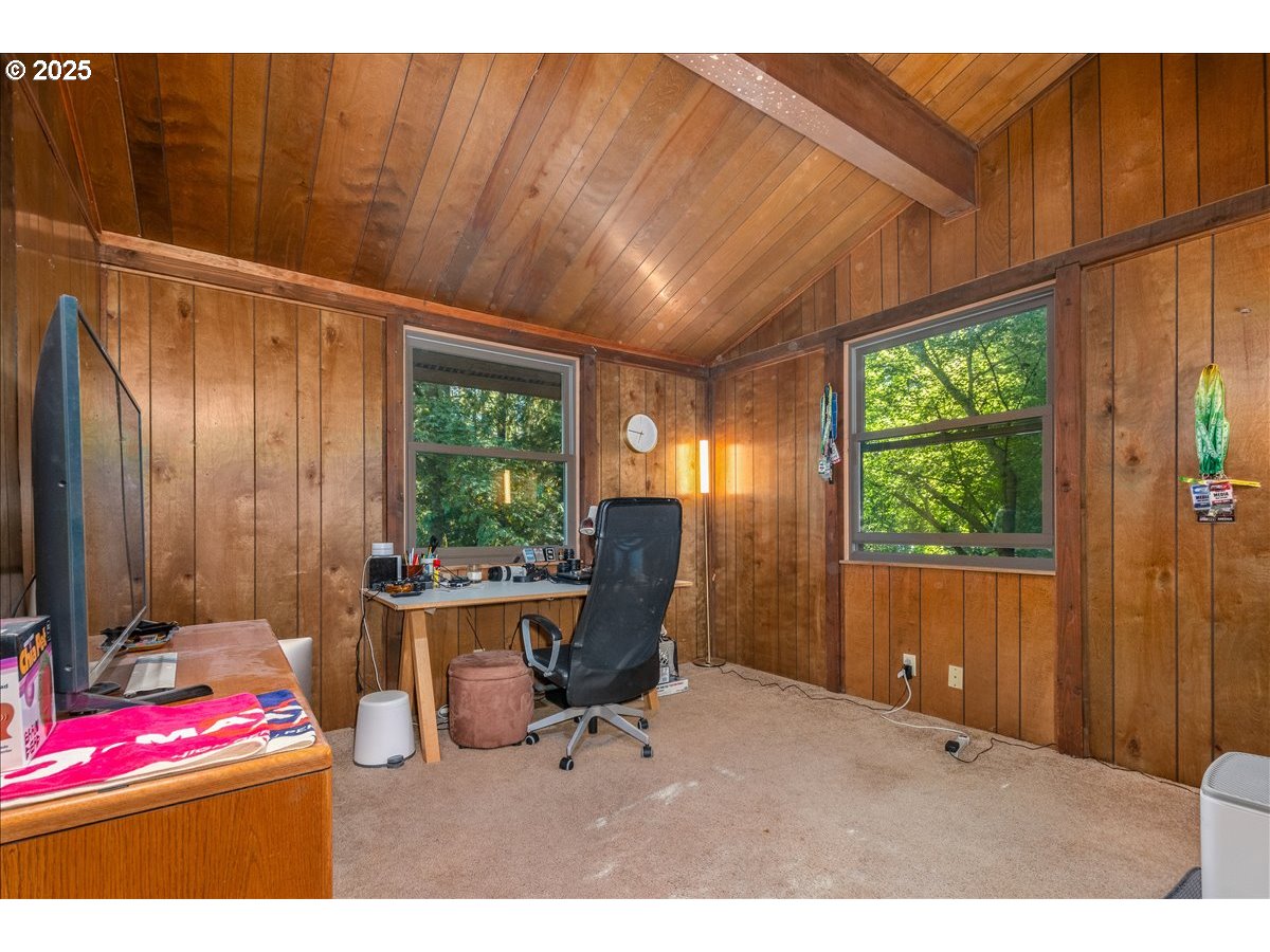 15895 South Hattan Road Oregon City, OR 97045 - Photo 18 of 43