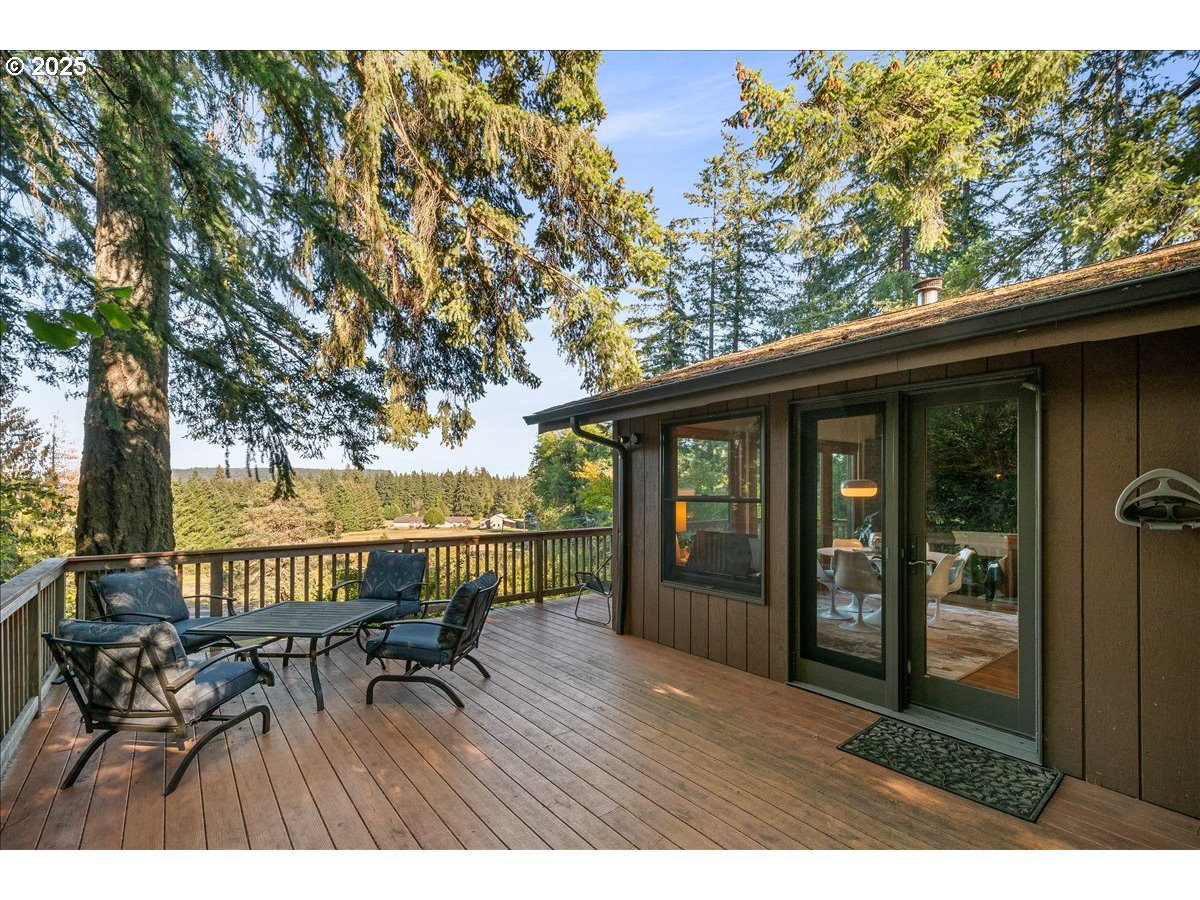 15895 South Hattan Road Oregon City, OR 97045 - Photo 26 of 43