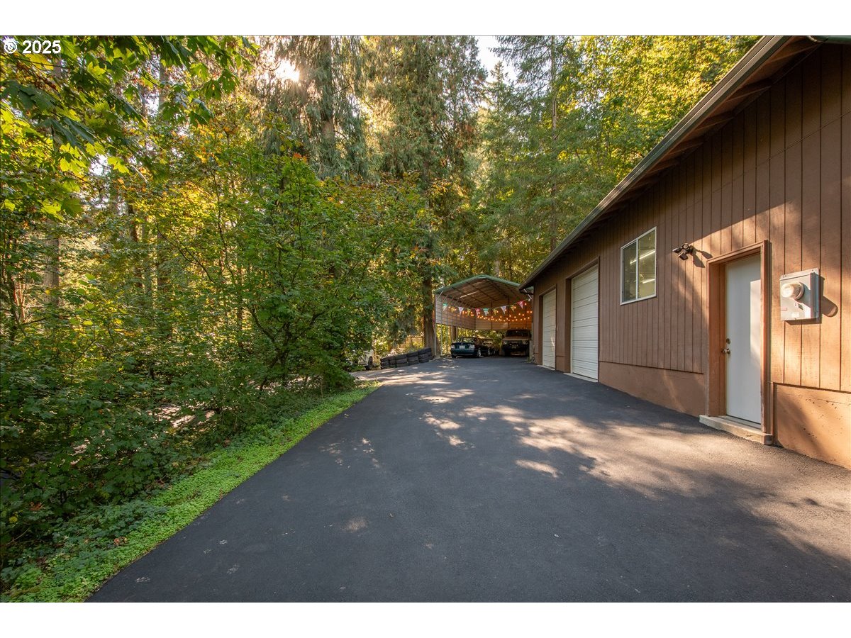 15895 South Hattan Road Oregon City, OR 97045 - Photo 36 of 43