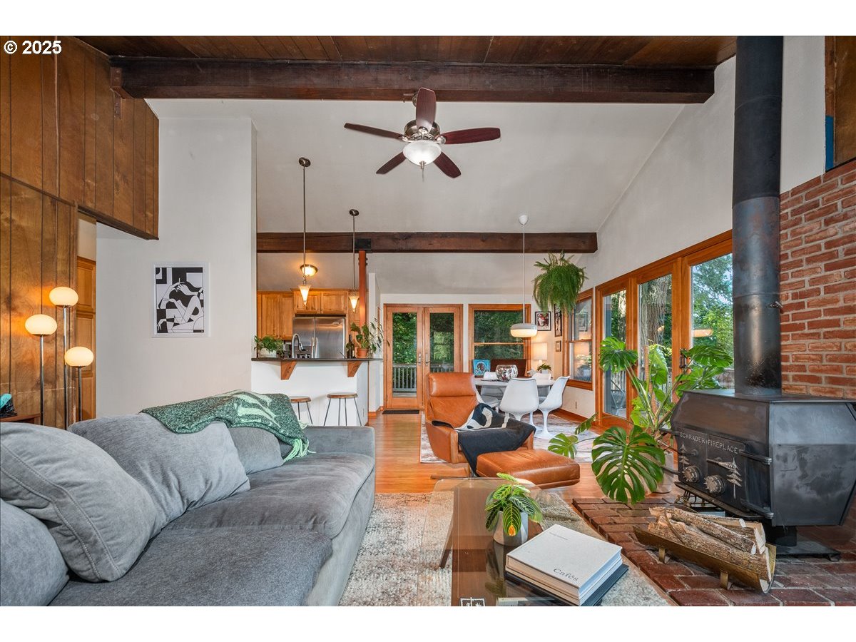 15895 South Hattan Road Oregon City, OR 97045 - Photo 5 of 43