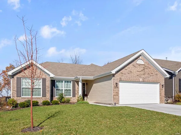 $299,900 | 2 Hickory Hill Court, Foristell, MO 63348