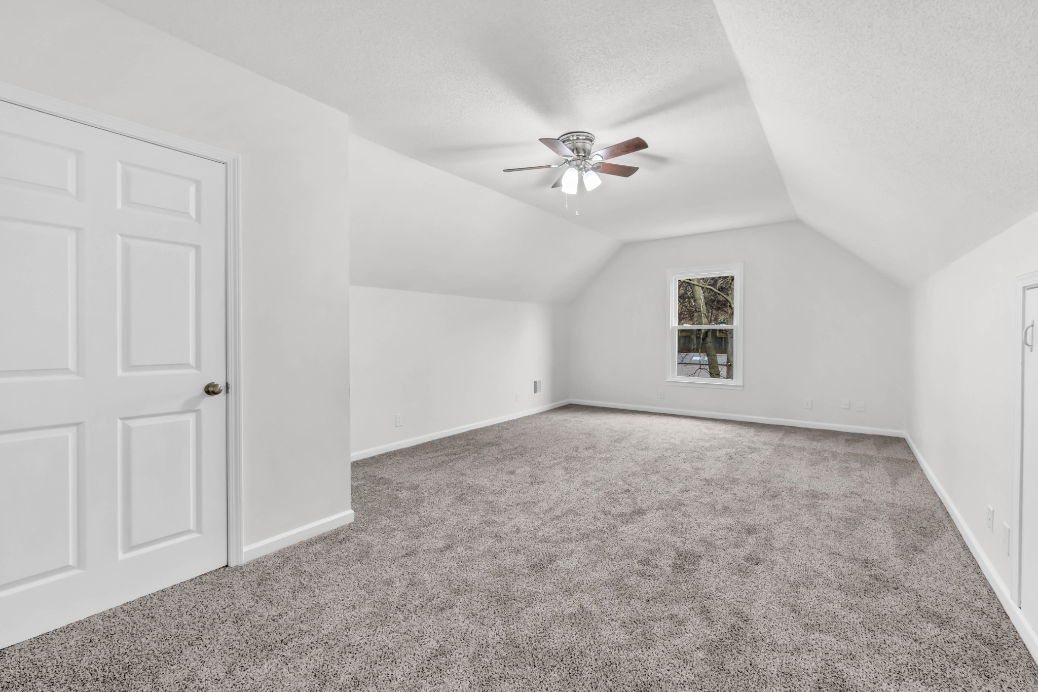 260 Cheshire Road Clarksville, TN 37043 - Photo 31 of 44 Gallery Image 31