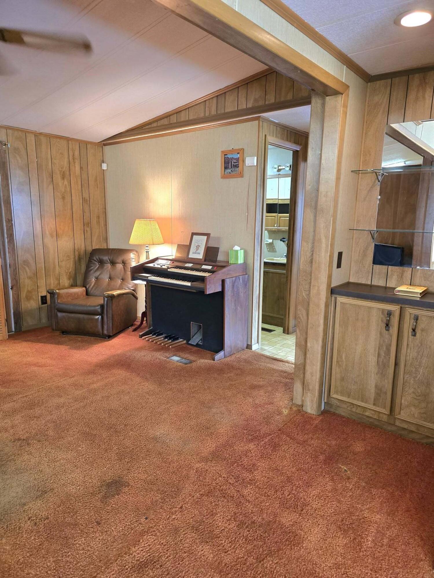8510 Lodge Highway Lodge, SC 29082 - Photo 11 of 50 657384241_10226309039426978_831594643390