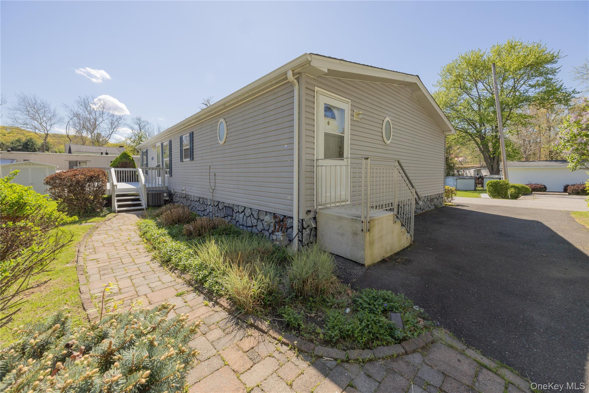 39 Cedar Flats Road Stony Point, NY 10980 - Photo 5 of 27