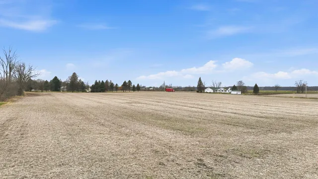 $325,000 | 3219 West Shoaff Road, Huntertown, IN 46748