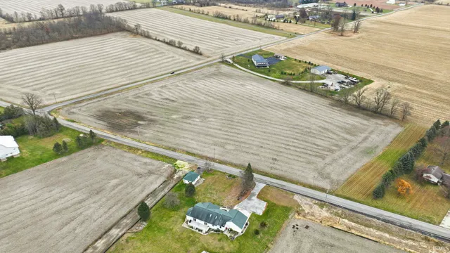 $325,000 | 3219 West Shoaff Road, Huntertown, IN 46748