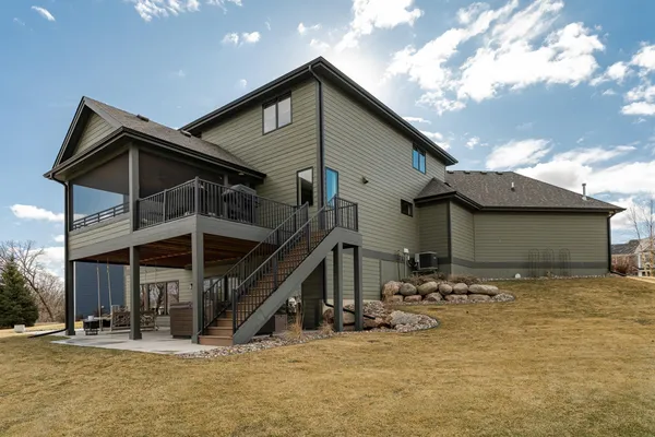 $1,240,000 | 5044 Riley Lane Southwest, Rochester, MN 55902